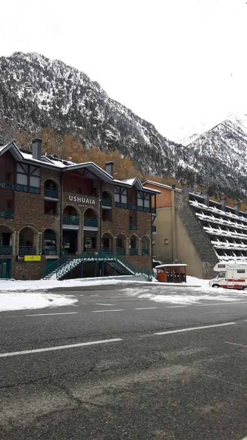 Comfortable Studio With Mountain View In Arinsal 40 M² + Ski Storage Exterior photo